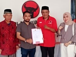 Diwakili Tim Pemenangan, AST Mendaftar Di PDI-Perjuangan