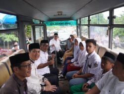 Perkuat Layanan Pendidikan, Bupati Majene Luncurkan Bus Sekolah dan Serahkan Bantuan BAZNAS di Tubo Sendana