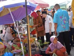 Jelang Idulfitri 1446 H, Bupati Majene Lakukan Sidak ke Pasar Pantau Harga Sembako