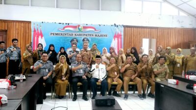Kementerian Hukum dan HAM Provinsi Sulawesi Barat dan Pemda Majene melakukan harmonisasi Perbub Majene di bidang kesehatan.
