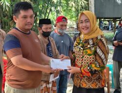 Pemkab Majene dan BAZNAS Salurkan Bantuan untuk Korban Kebakaran di Galung Tengah