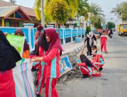 Dukung Majene Raih Adipura, SD Negeri 2 Kampung Baru Gelar Kerja Bakti Bersama Dinas Kebersihan